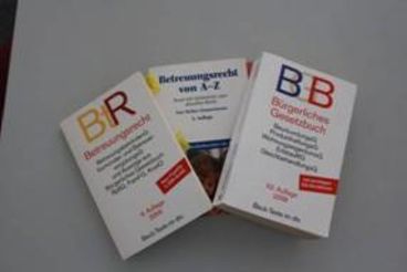 Bild vergrößern: Bücher